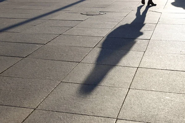 Menschliche Schatten Auf Der Straße — Stockfoto