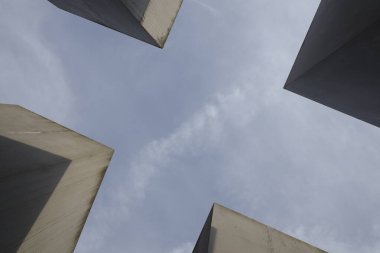 Berlin 'deki Yahudi Soykırımı Anıtı