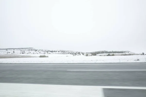 冬の日の道 — ストック写真