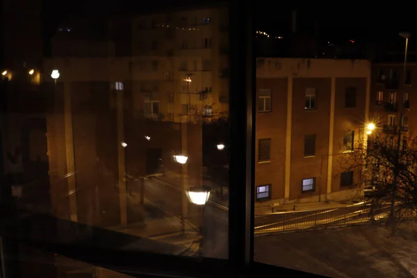 Calle Desde Ventana Por Noche — Foto de Stock