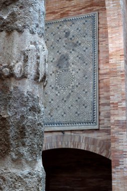 İspanya 'da bir Merida müzesinde Roma harabeleri