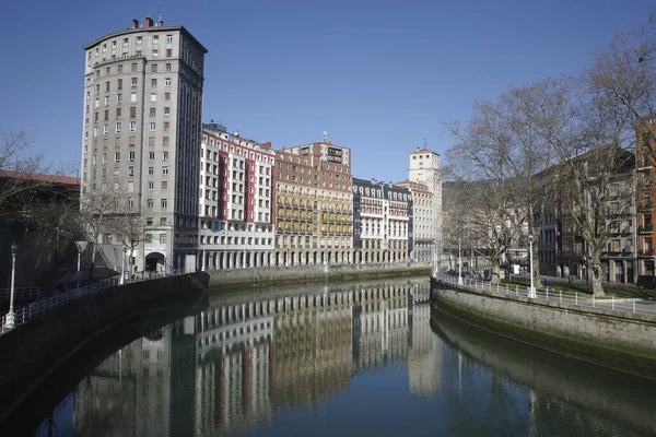 Blick Auf Den Fluss Von Bilbao — Stockfoto