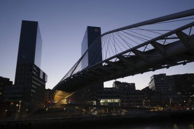 Bilbao şehrindeki şehir manzarası