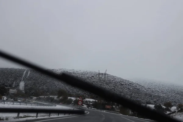 Guidare Una Giornata Invernale — Foto Stock