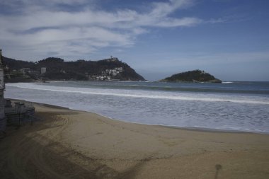 İspanya, San Sebastian sahili manzarası