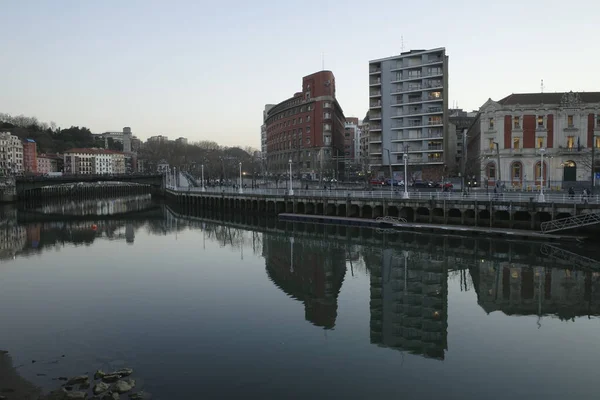 Bilbao şehrindeki şehir manzarası