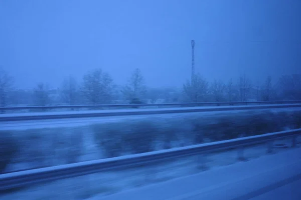冬の日の運転 — ストック写真