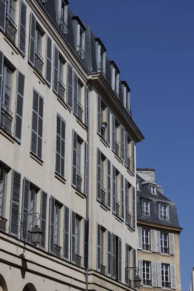 Classic Apartments Block Paris — Stock Photo, Image