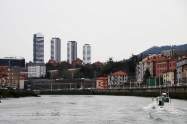 Bilbao şehrinin mimarisi.
