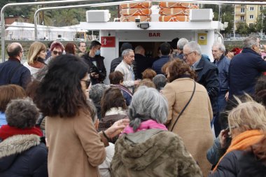 Bilbao 'ya tekneyle turistik ziyaret