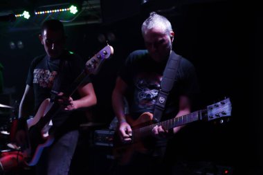 Rick konseri sahnede