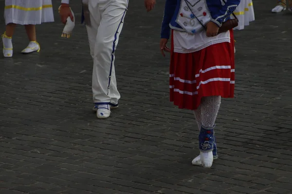 Basque Folk Street Dance Festival — 图库照片