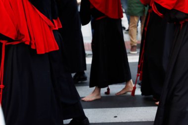 İspanya 'da Kutsal Hafta boyunca geçit töreni