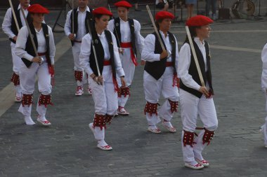 Bask halk sokak festivali