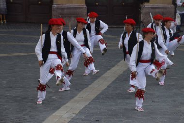 Bask halk sokak festivali