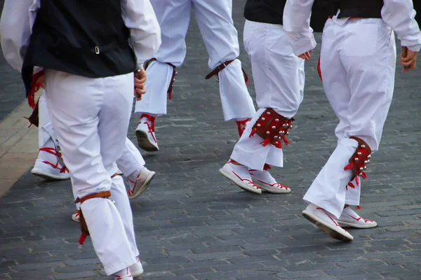 Baskischer Volkstanz Auf Einem Straßenfest — Stockfoto