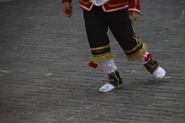 Bir Sokak Festivalinde Bask Halk Dansı — Stok fotoğraf