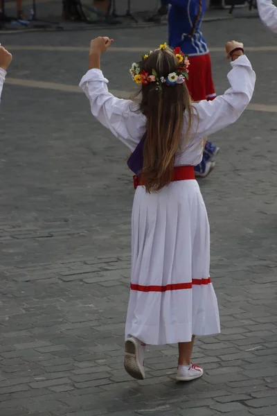 Baskischer Volkstanz Auf Einem Straßenfest — Stockfoto