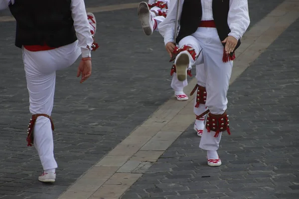 Traditioneller Baskischer Tanz Auf Einem Straßenfest — Stockfoto