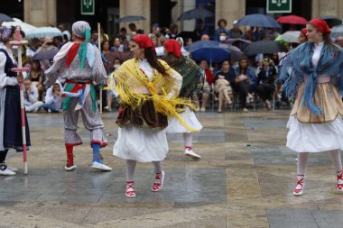 Bask halk dansı festivali