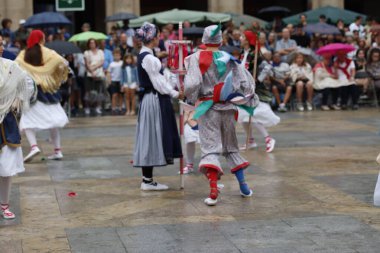 Bask halk dansı festivali