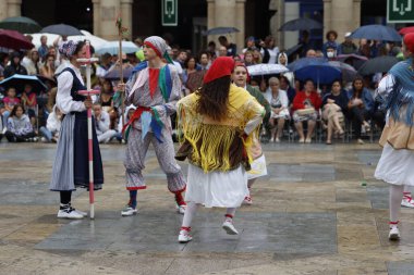 Bask halk dansı sergisi