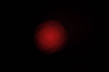 Gece gökyüzünde havai fişek gösterisi