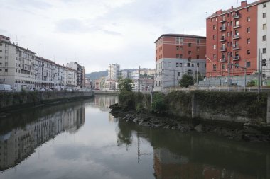 Bilbao nehri manzarası