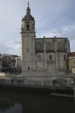 Bilbao nehri manzarası