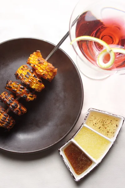 Talerz kebab z grilla — Zdjęcie stockowe