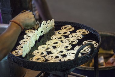 jalebi - Hint tatlı tabağı