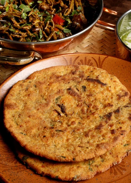 Missi Roti - flatbread made from wheat and gram flour — Stock Photo, Image
