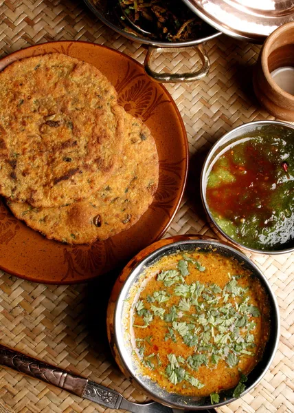 Gatte Ki Sabzi - un plat populaire Rajasthani — Photo