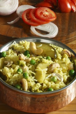 masale bhaat - baharatlı maharashtrian kızarmış pilav