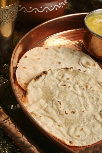 Bhakri-flatbread 구자라트에서 jowar로 만든. — 스톡 사진