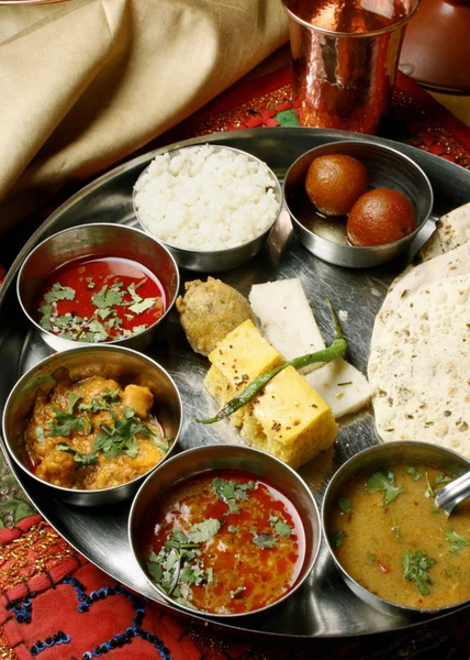 Гуджараті thali — стокове фото