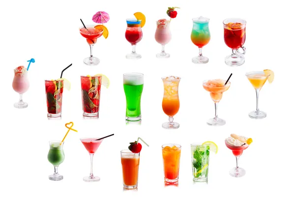 Aantal verschillende alcoholhoudende cocktails — Stockfoto