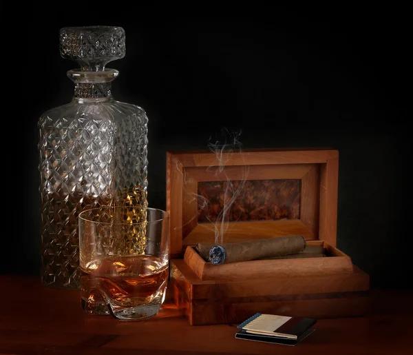 Burbon and Cigar — Stock Photo, Image