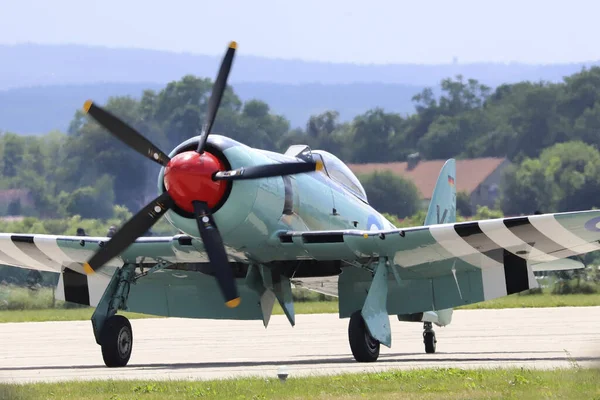 Pardubice Airshow République Tchèque Mai 2022 Hawker Sea Fury Images De Stock Libres De Droits