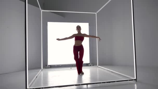 Contemporary dance show of sexy woman, lady in red is dancing modern dance — Stock video