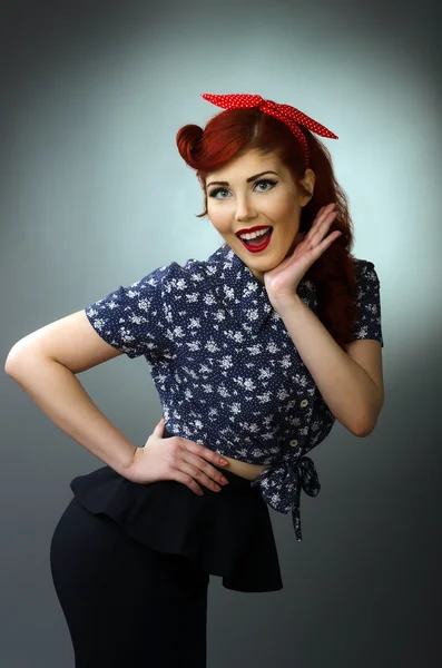 Young woman posing in retro outfit — Stock Photo, Image