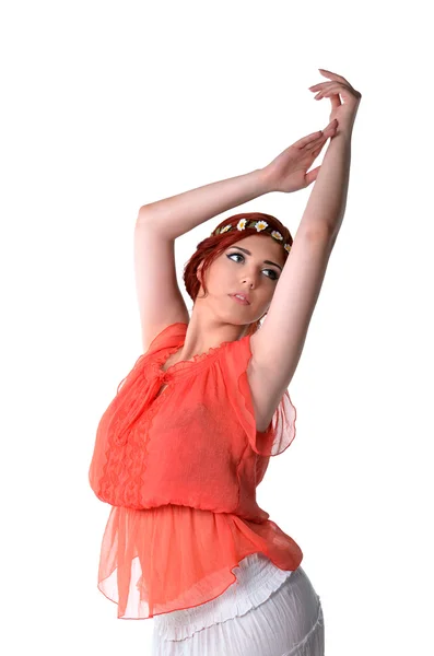 Close up van een jonge vrouw dansen — Stockfoto