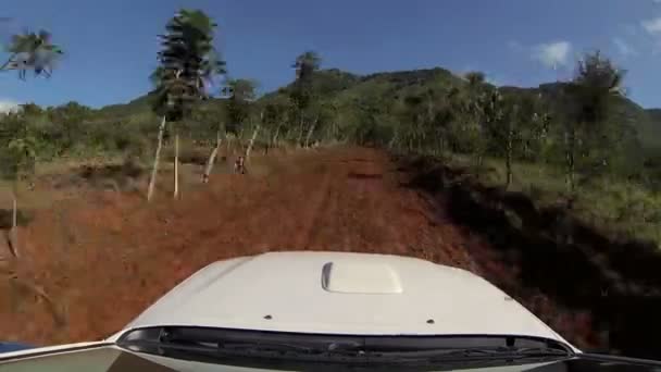 Вождение по дороге Доминиканской Республики — стоковое видео