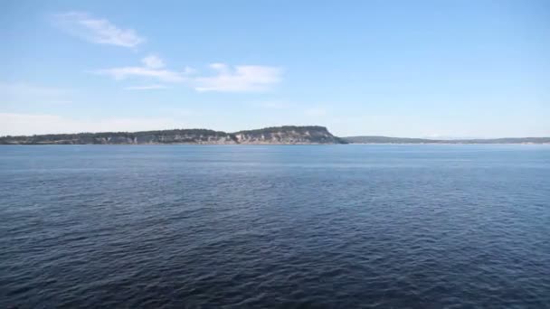 Vue d'ensemble de la côte en été . — Video