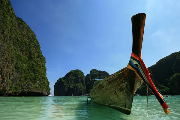 Tayland 'da bir tekne.