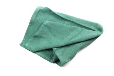 Beyaz arkaplanda pamuk keten masa örtüsü mutfağı (peçete) yeşil renk izole edildi.