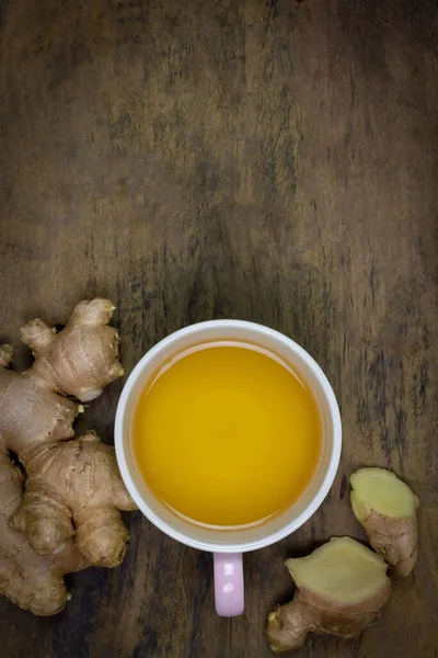 Ginger Tea Ceramic Cup Fresh Ginger Sliced Wooden Background Top — Stock Photo, Image