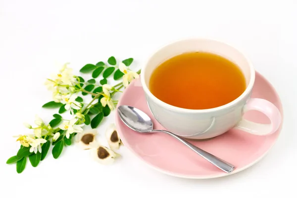 Чай Moringa Керамической Чашке Свежим Зеленым Листом Цветок Изолированы Белом — стоковое фото