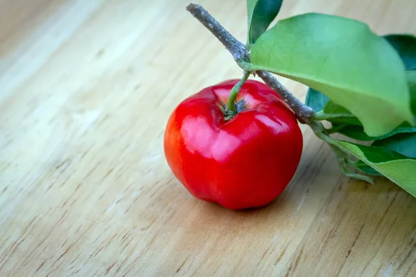 Acerola Cherry Barbados Cherry Branch Leaf Rustic Wooden Background — Stock Fotó