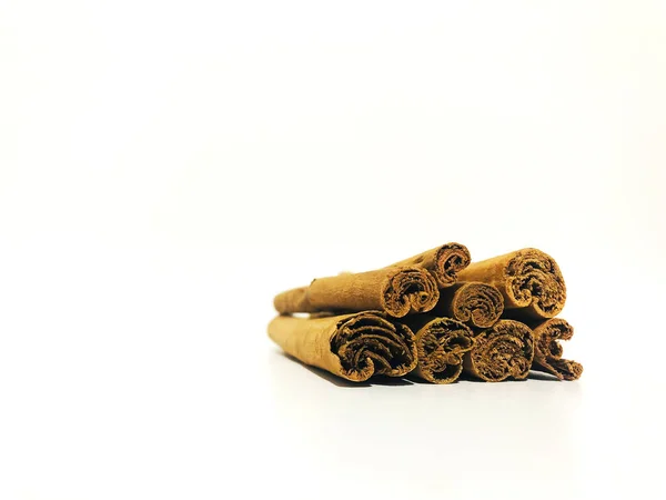 Fragrant Cinnamon Sticks White Background — Stockfoto